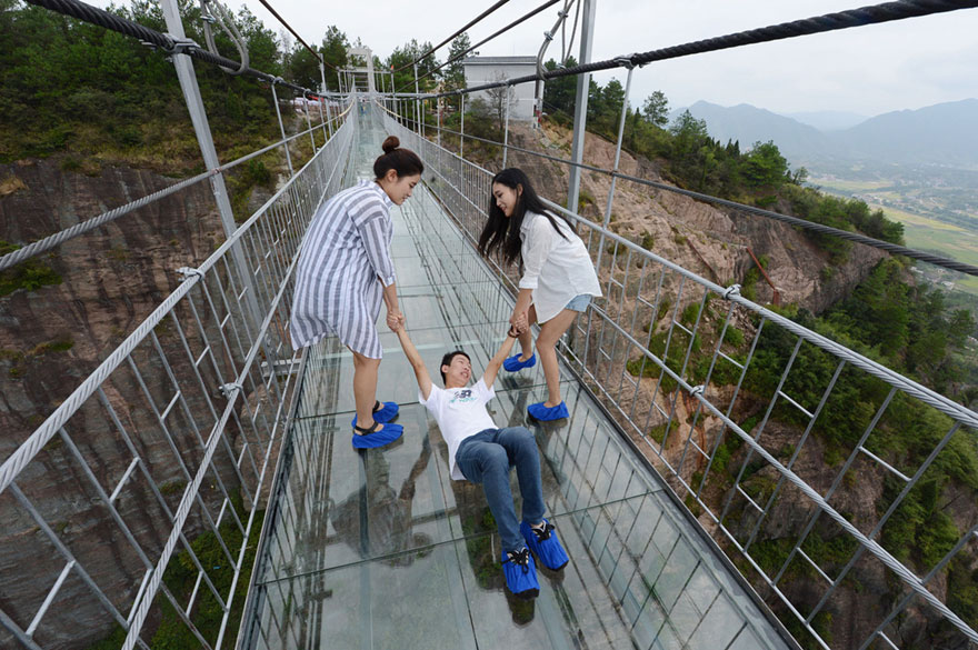 puente-suelo-cristal-hunan-china (8)