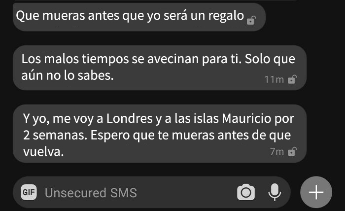 Una vez al mes mi padre me manda estos mensajes