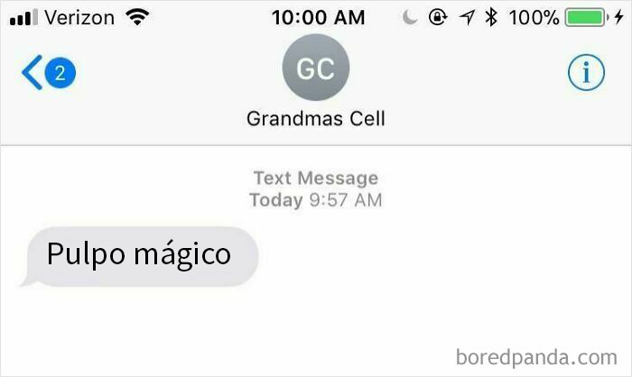 Me ha despertado mi abuela con este mensaje