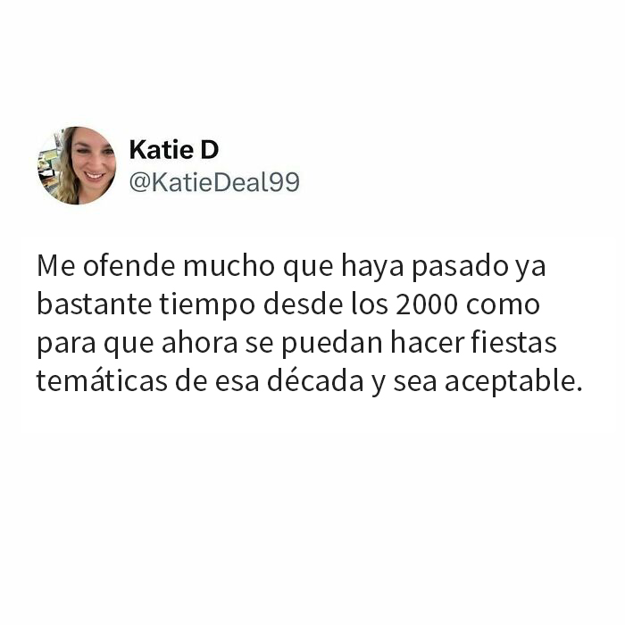 Meme sobre millennials bromea sobre el paso del tiempo y las fiestas temáticas de los años 2000.