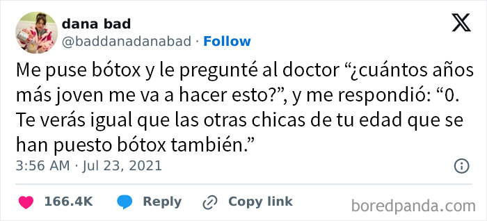 Imagen de un tweet ingenioso sobre botox, resaltando cómo alguien quedó en ridículo tras una respuesta honesta del doctor.