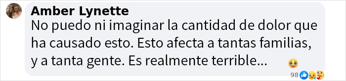 Comentario sobre estudiantes desaparecidos en México, destacando el dolor y el impacto en familias.