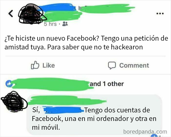 Persona mayor confundida sobre Facebook, usando dos cuentas en redes sociales simultáneamente.